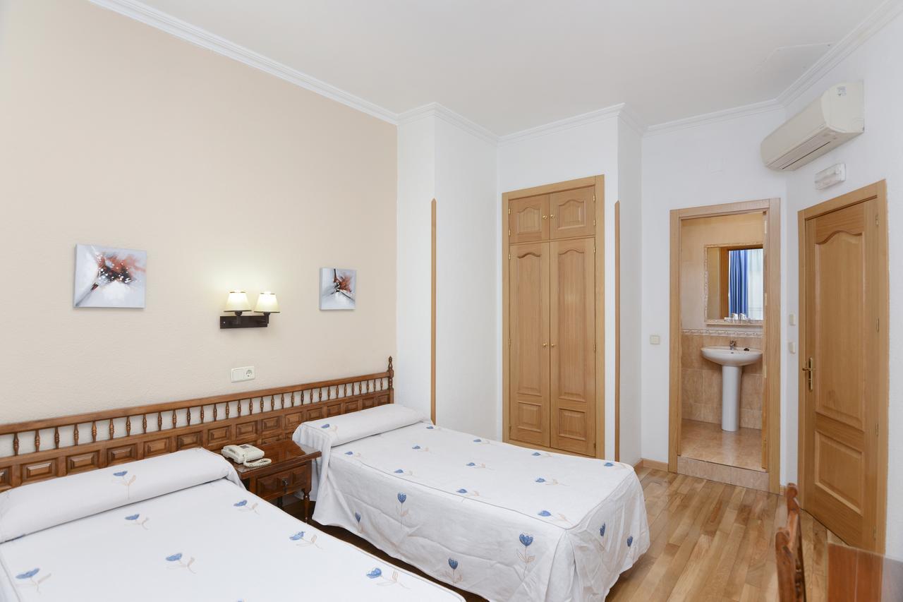 Hostal Biarritz Μαδρίτη Εξωτερικό φωτογραφία