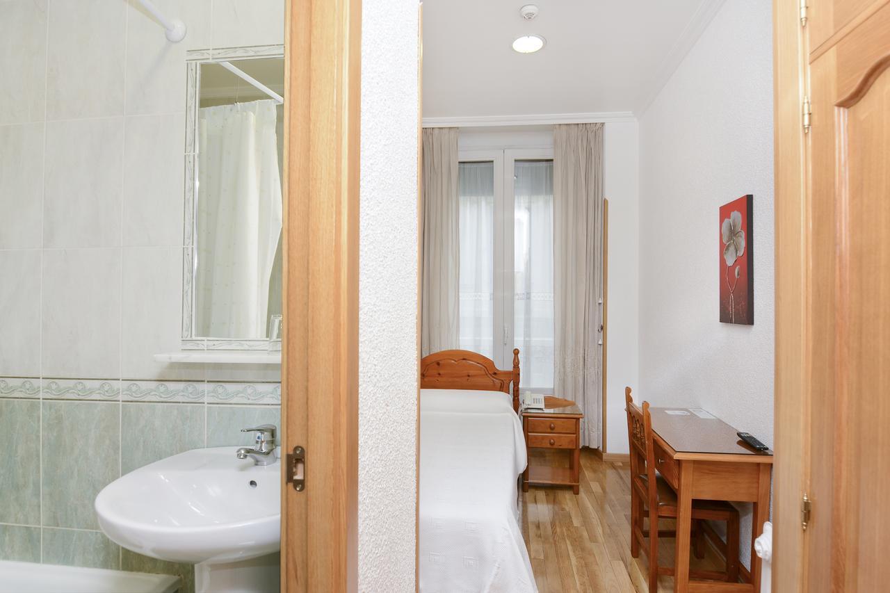 Hostal Biarritz Μαδρίτη Εξωτερικό φωτογραφία