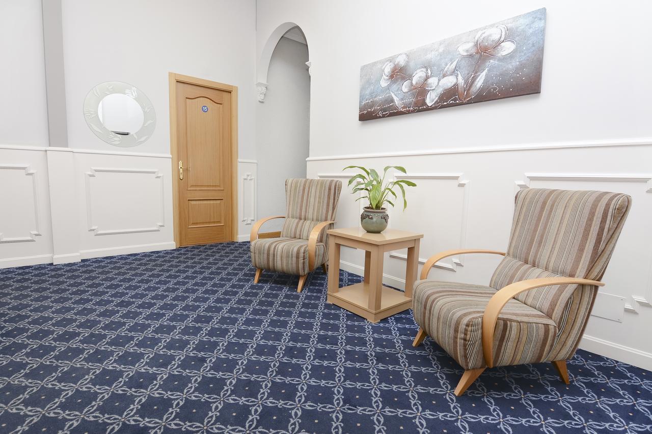 Hostal Biarritz Μαδρίτη Εξωτερικό φωτογραφία